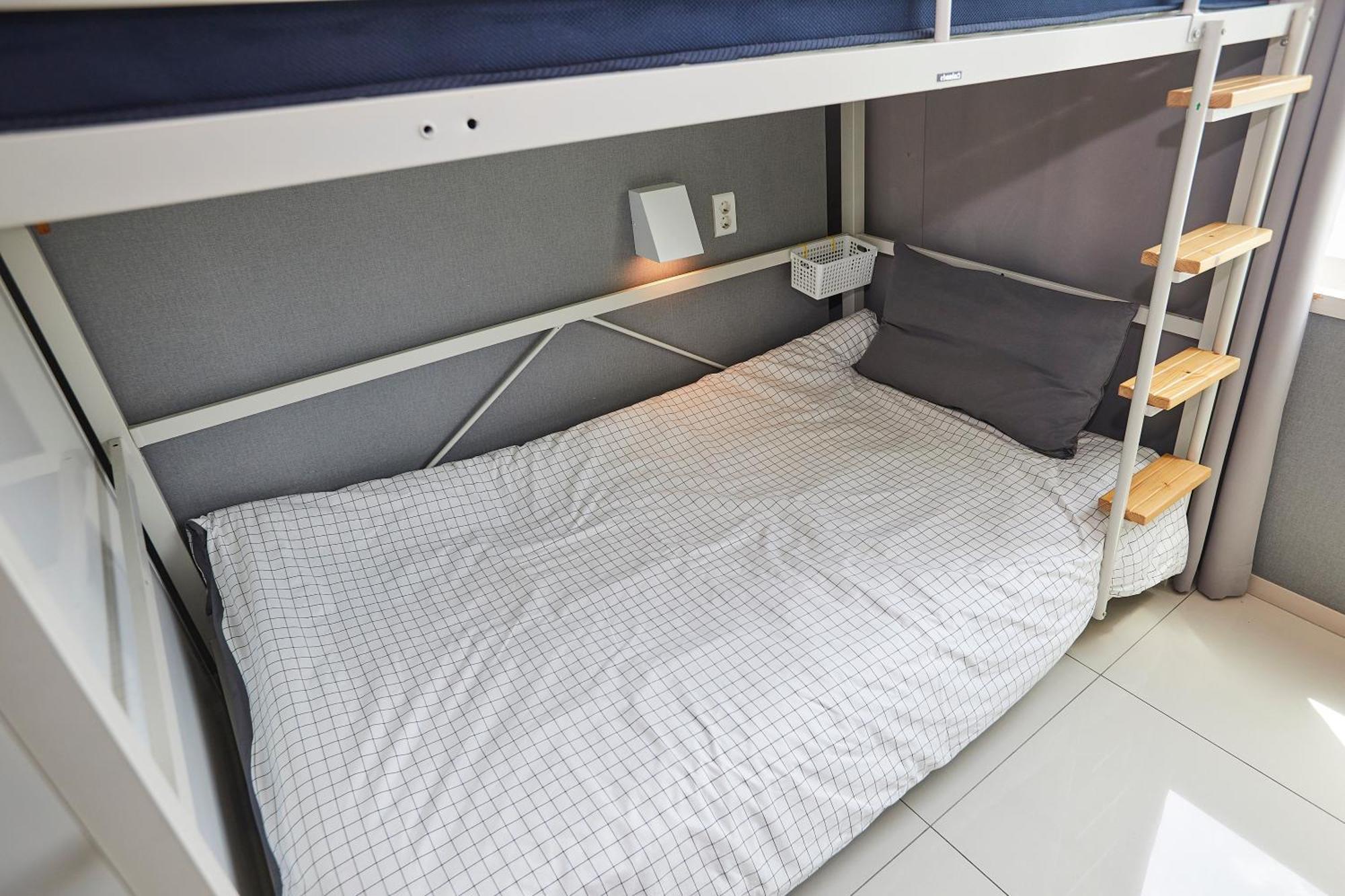 Red-Lighthouse Guest House 束草市 客房 照片