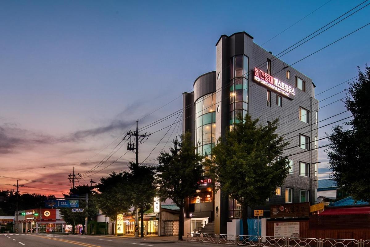 Red-Lighthouse Guest House 束草市 外观 照片