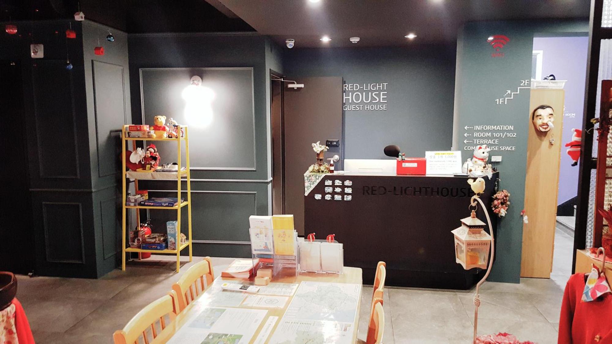 Red-Lighthouse Guest House 束草市 外观 照片